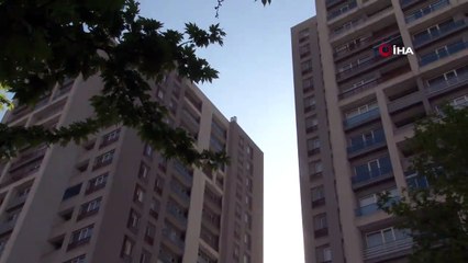 İstanbul'da kan donduran olay! Bebeğini balkondan attı