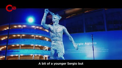 Manchester City, Agüero'nun heykelini dikti