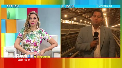 Productor muestra una granja afectada por la escasez de maíz