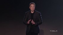 Elon Musk aparca 