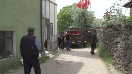 Son dakika! Şehit Oktay Salar için baba evinde helallik alındı