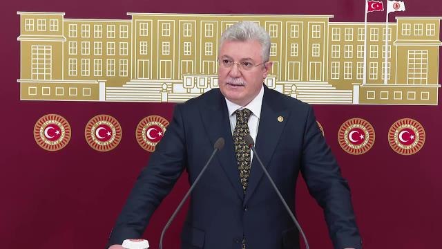 Akbaşoğlu: Çeşitli Nedenlerle Eğitim Öğretim Hakkı Sona Eren Öğrencilerimize, Öğrenci Affıyla Eğitim-Öğretim Haklarına Dönebilmeleri İmkânı Getiren...