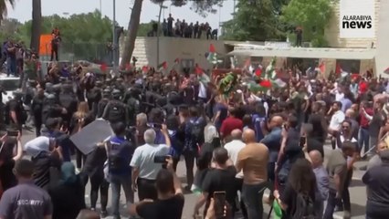 Filistin'de öldürülen gazetecinin cenazesinde olay çıktı