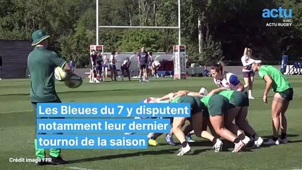 Les équipes de France à 7 réunies à Marcoussis avant l'étape des World Rugby Sevens Series.