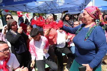 Merkezefendili Özel Bireylere Asker Eğlencesi