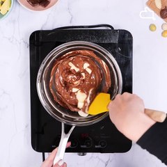 Gâteau au chocolat aux restes de chocolat de Pâques