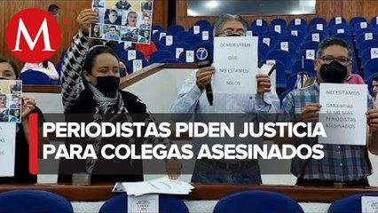 Protestan periodistas en congreso de SLP tras la muerte de compañeros fallecidos