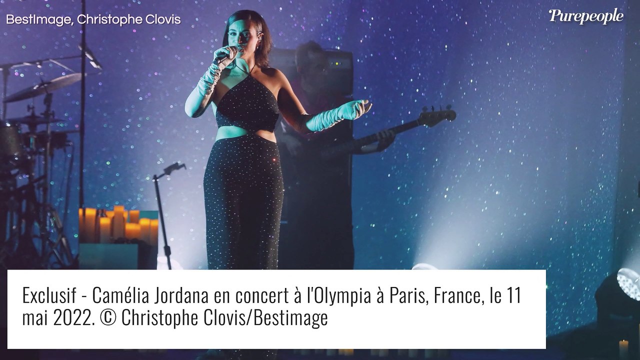 Camélia Jordana radieuse à l'Olympia : Gims lui remet un disque de platine sous les yeux de Vitaa