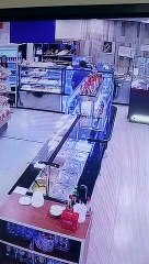 Momentos antes do crime, policial esteve em padaria das vítimas