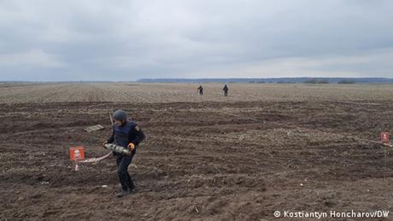 Minenräumung in der Ukraine: 'Der Arbeitsaufwand ist enorm'