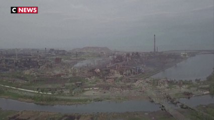 Guerre en Ukraine : les combats continuent à Marioupol