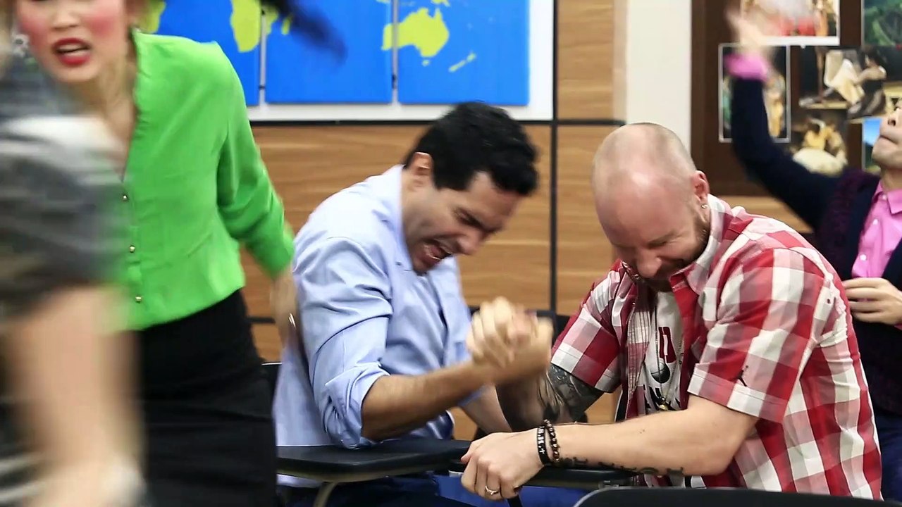 Kelas Internasional - S1 Ep76 - Macet Bikin Ribet