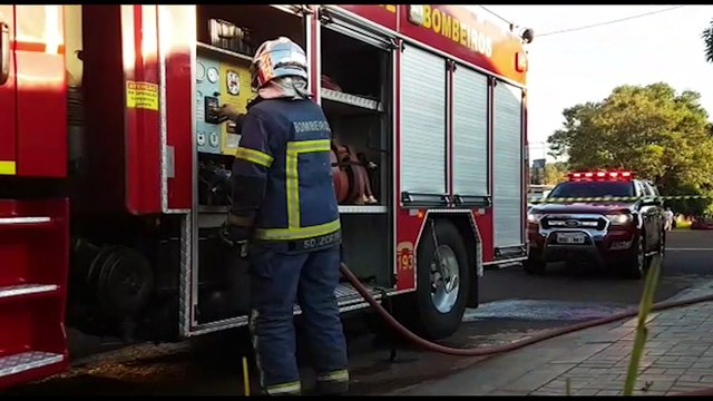 Princípio de incêndio em máquina de lavar roupas mobiliza bombeiros ao Santos Dumont