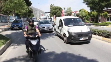 Son dakika... Söke'de polis ve öğrencilerden "trafikte farkındalık" etkinliği
