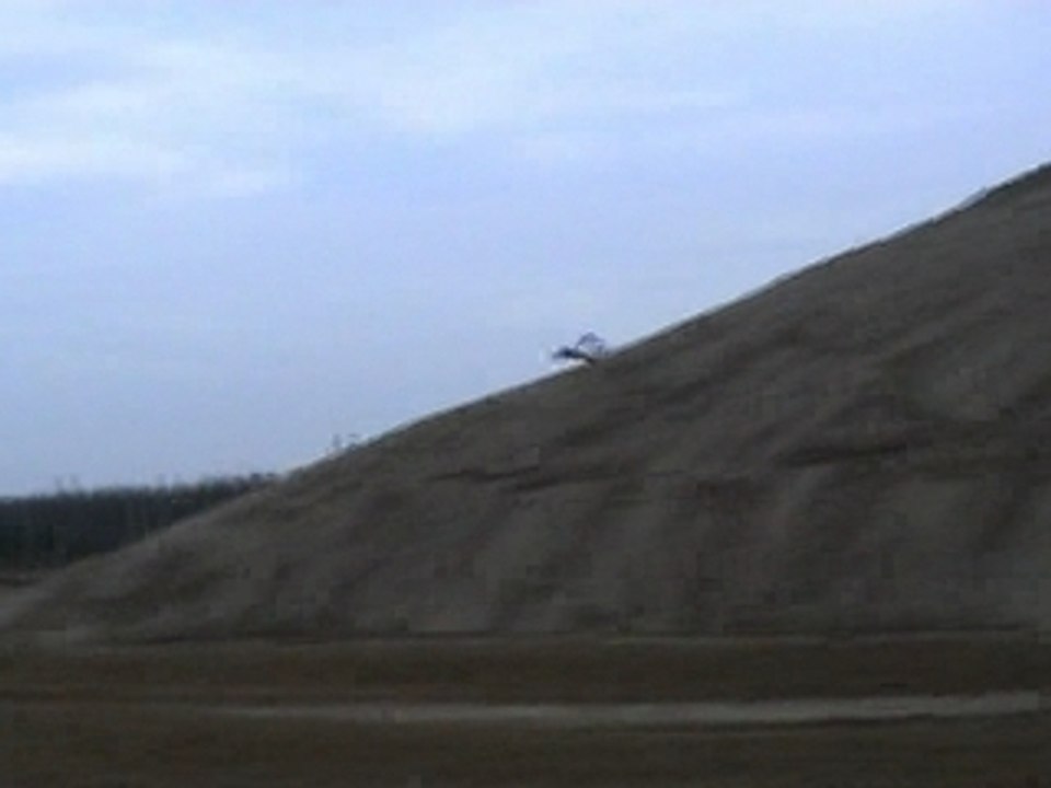 BACKFLIP irdinte au terrain de cross