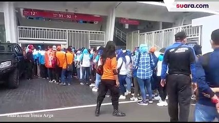 Saat May Day Fiesta Berlangsung, Orator Imbau Massa Buruh Tidak Bawa Korek