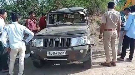 रामदेवरा धोक लगाने जा रहे जातरुओं की गाड़ी पलटी