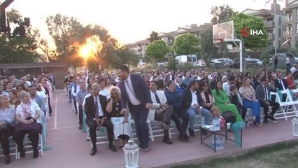 Radikal Okulları'nda coşkulu mezuniyet kutlaması