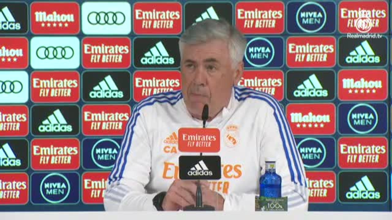 Ancelotti: "Hazard se queda"