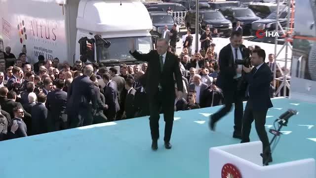 Cumhurbaşkanı Erdoğan yaş çay taban fiyatını desteklemeler ile birlikte 7 lira olarak açıkladı