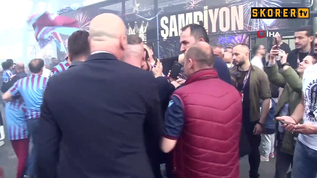Trabzonspor'un şampiyonluk filosu Faroz Limanı'na ulaştı