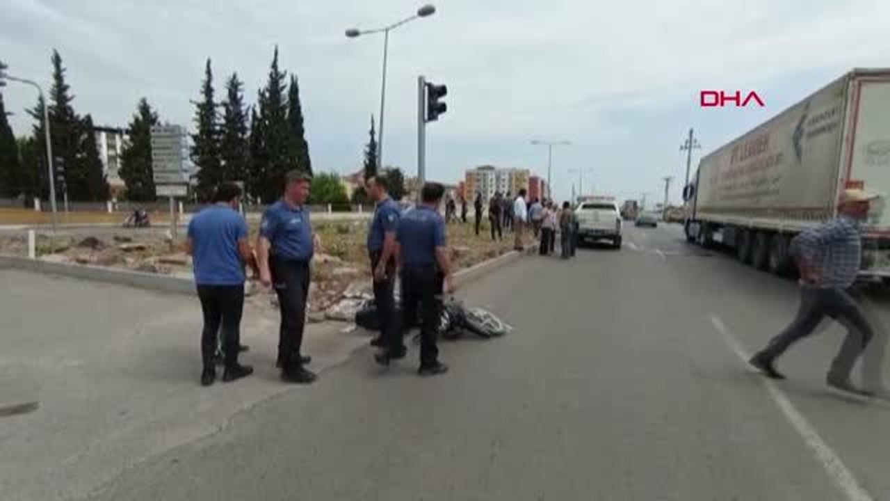 Son dakika haberi | AFAD ARACI İLE MOTOSİKLET ÇARPIŞTI 2 ÖLÜ