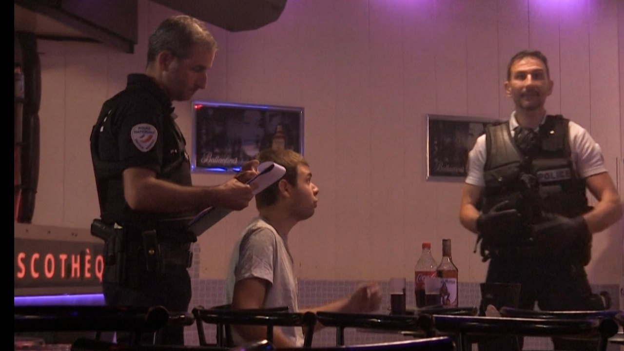 Descente "anti-piqûre" dans une boîte de nuit à Roanne