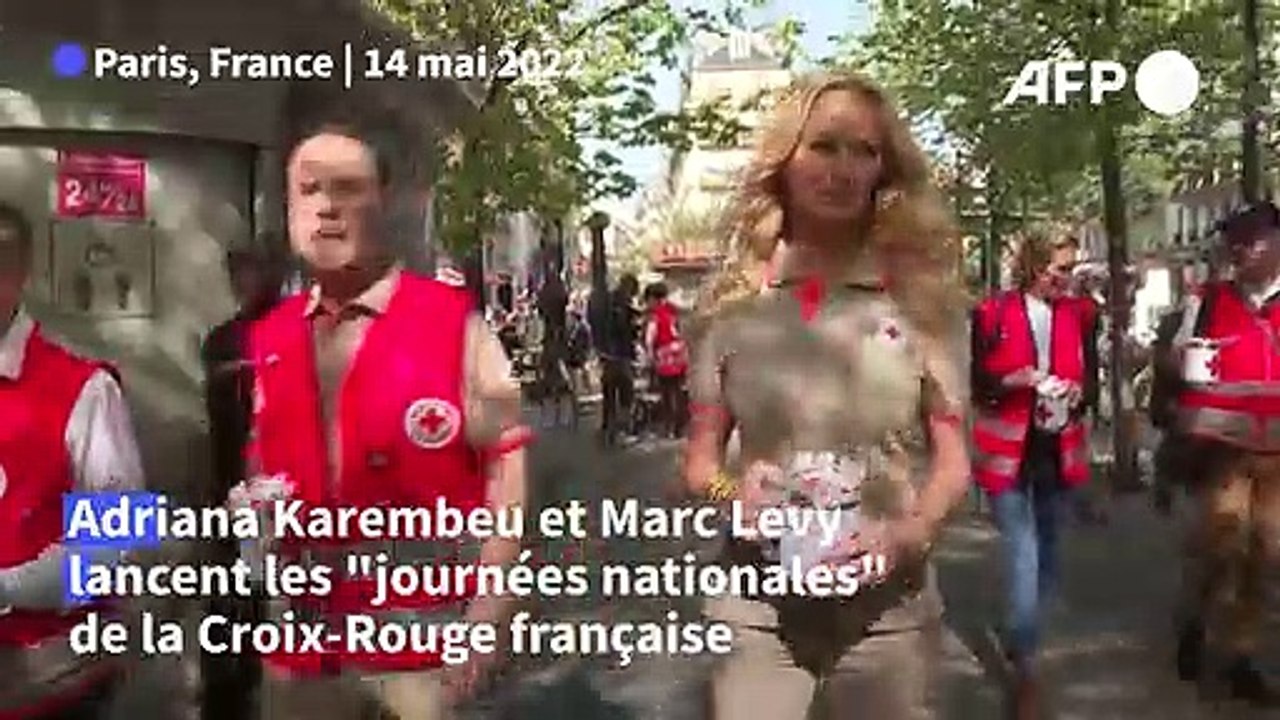 Adriana Karembeu et Marc Levy lancent les "journées nationales" de la Croix-Rouge française à Paris