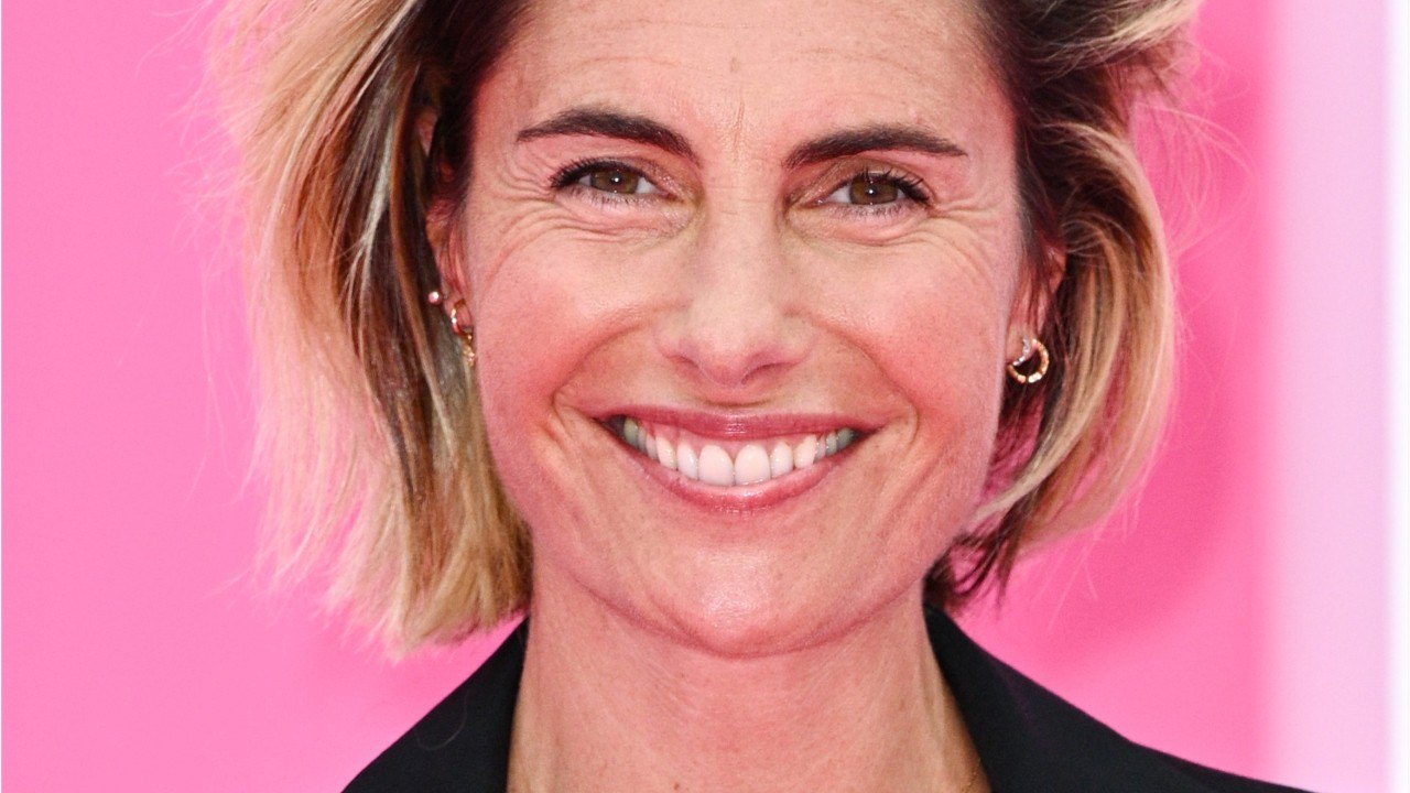 VOICI : The Voice 2022 : Alessandra Sublet adresse un tendre message à Nikos Aliagas en plein direct