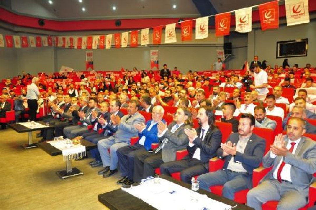 FATİH ERBAKAN: BU MİLLETİN ASIL BEKLEDİĞİ MÜJDE MEVCUT İKTİDARIN GİTTİĞİNİ GÖRMEKTİR