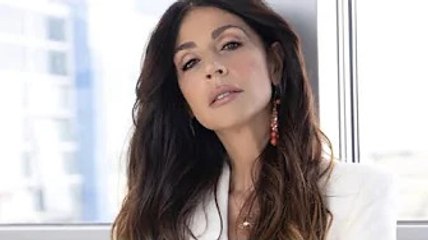 Uomini e Donne, Raffaella Mennoia racconta: "Ero in crisi nera e Maria De Filippi mi ha aiutata" È u