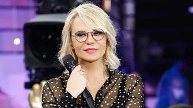 Amici 21, ascolti ieri domenica 24 ottobre: record per Maria De Filippi, regge Mara Venier con Domen