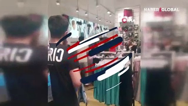 Son kalan bluz için saç saça baş başa kavga!