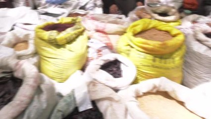 Karaman'daki Zeyve Pazarı'nın Esnafı İşini Kaybetme Korkusu Yaşıyor: "Bizi Ekmeğimizden Edecekler"