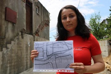 BELEDİYENİN YOL GENİŞLETME ÇALIŞMASINDA EVİNİN MERDİVENİ YIKILDI