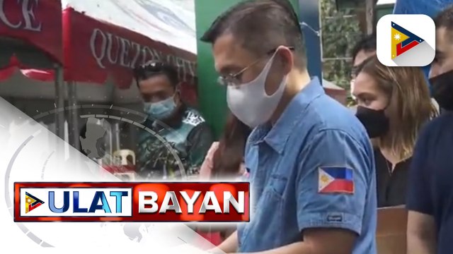Sen. Go, namahagi ng tulong sa mga nasunugan sa Brgy. UP Campus sa Quezon City