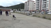 Karısını ve erkek kardeşini otogarda tabancayla yaraladı