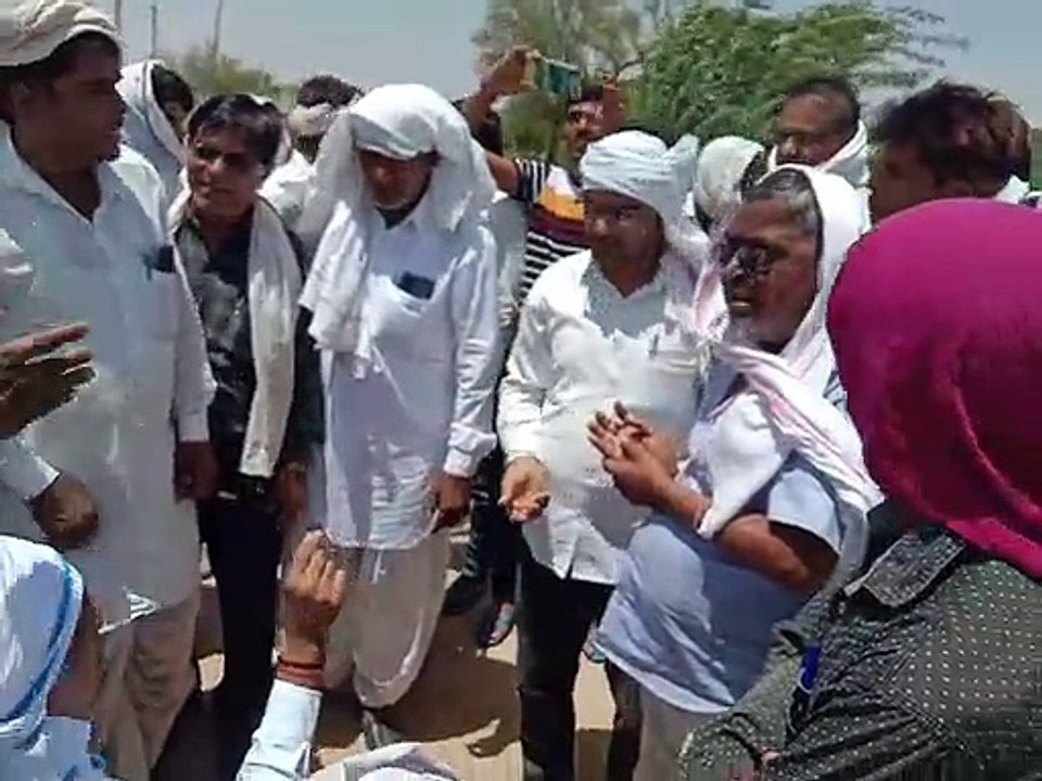 दौसा. बिजली समस्या से परेशान ग्रामीणों ने 33 के...