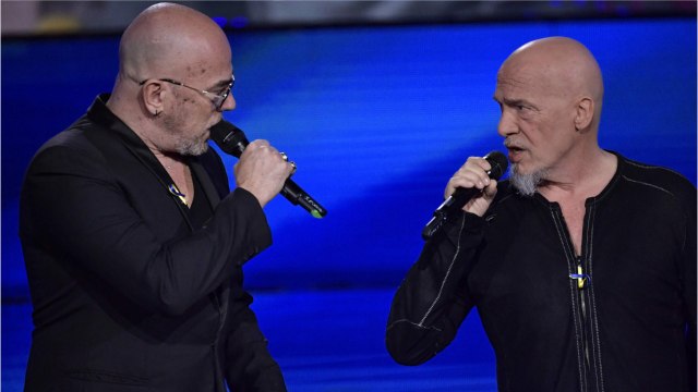 VOICI : Des frères de coeur : Pascal Obispo partage un selfie avec Florent Pagny dans les coulisses de The Voice