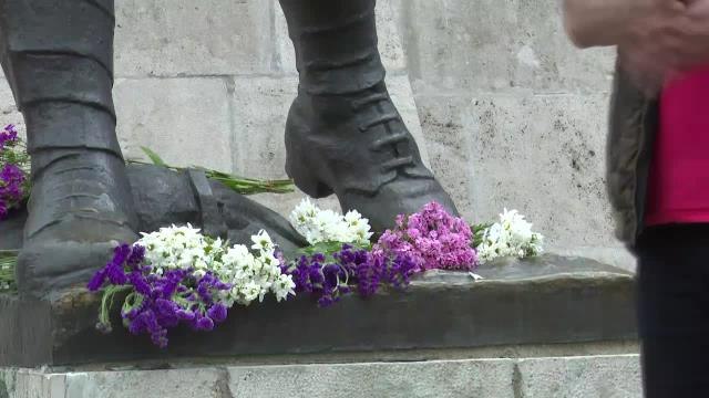 Çiçekçilerden Buruk Çiçekçiler Günü Kutlaması… Çiçekçiler Federasyon Başkanı Çakır: Ekmeğini Alamayan Kişi Çiçek Alabilecek Mi, Alamayacak