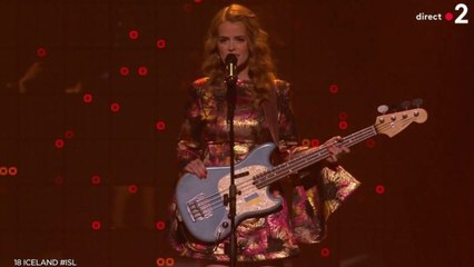 GALA VIDEO - Princesse Beatrice : ce sosie qui a troublé les fans de l’Eurovision