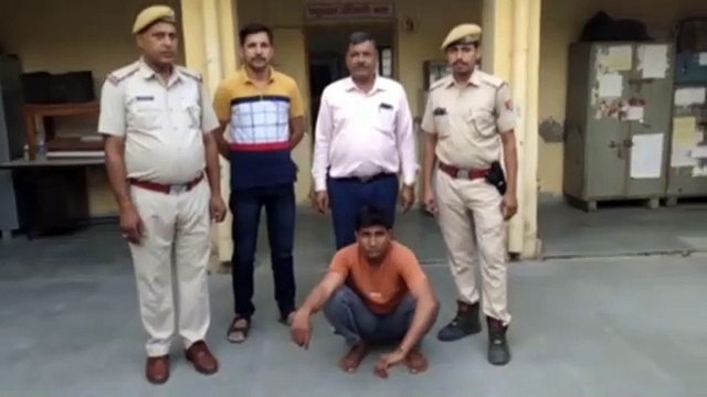पुलिस कांस्टेबल भर्ती परीक्षा : कोटा में फर्जी आधार कार्ड से परीक्षा देने पहुंचा ' मुन्नाभाई ' गिरफ्तार