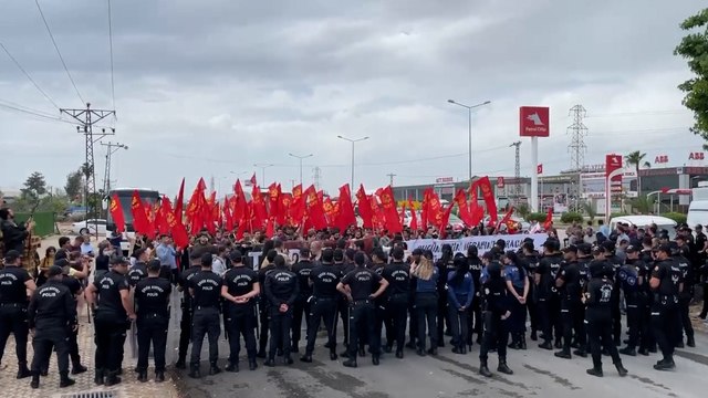 İncirlik Üssü önünde eylem: Bu memleket bizim