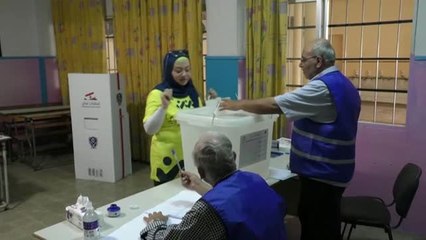 Télécharger la video: Líbano afronta las primeras elecciones tras la crisis sin esperanza para el cambio