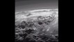 Images incroyables des montagnes de la planète Pluton et de ses plaines gelées