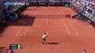 Rome - Djokovic domine Tsitsipas et fait le plein de confiance