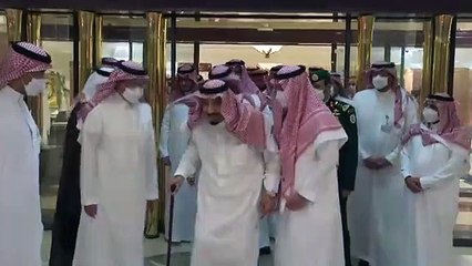 فيديو الديوان_الملكي خادم_الحرمين_الشريفين غادر مستشفى الملك فيصل التخصصي بجدة. - واس