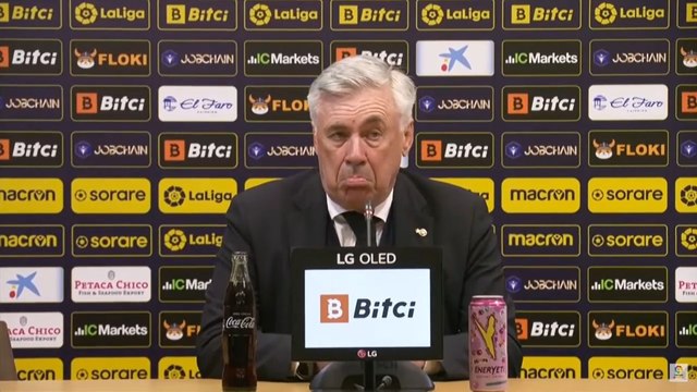No quiere ni por asomo darle pistas a Klopp: vean las caras de Ancelotti cuando le preguntan