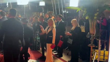 Claudia Villafañe y su paso por la alfombra roja de los Martín Fierro: lo que la tele no te mostró