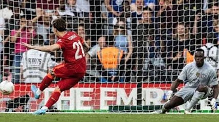 Peter Shilton slams 'disrespectful' Liverpool fans for booing Prince William at cup final